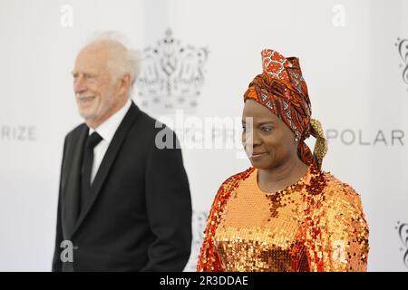 Stockholm, Schweden. 23. Mai 2023. Der diesjährige Preisträger des Polarmusikpreises Angélique Kidjo trifft am 24. Mai 2023 im Grand Hotel in Stockholm zur Preisverleihung für Polarmusik ein. Foto: Christine Olsson/TT/Kod 10430 Kredit: TT News Agency/Alamy Live News Stockfoto