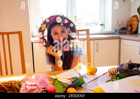 Kinder lieben Frühlingsferien und warten auf Ostern Stockfoto