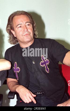 Mailand Italien 1994-09-11: Mick Jones vom Ausländer vor der Pressekonferenz Stockfoto