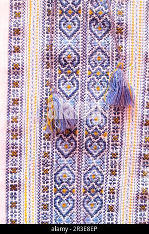 Ukrainische Nationalkleidung. Traditionelles, gesticktes Hemd für Frauen. Stockfoto