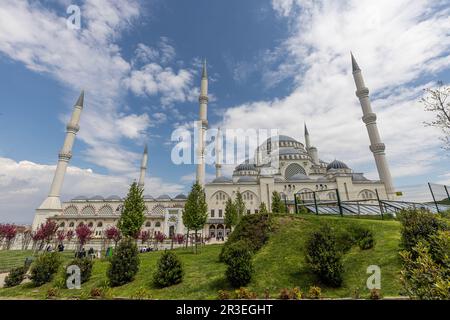 Istanbul, Türkei 21. April 2023; Istanbul camlica Moschee; camlica Hill Moschee im Bau camlica Moschee ist die größte. Stockfoto