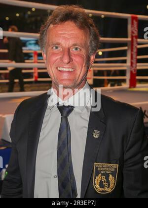 BDB-Präsident Thomas PÃ¼tz auf der SES Boxing Gala in Magdeburg am 09.10.2021 Stockfoto