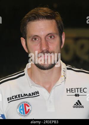 Cheftrainer Michael HaaÃŸ ( HC Erlangen ) Handball Bundesliga Staffel 2021-22 SC Magdeburg vs. HC Erlangen in der GETEC Arena Magd Stockfoto