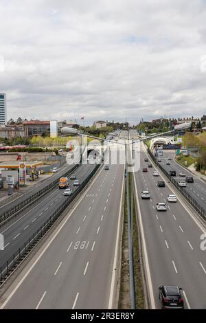 Istanbul, Türkei 23. April 2023; Eurasia Tunnel (Eurasia Tuneli) oder Istanbul Bosphorus Highway Tube Transition Project. Ist ein Tunnel, der Asiaten verbindet Stockfoto