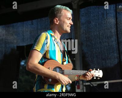 WSR-Teilnehmer 2021 Jendrik Sigwart auf der CSD 2021 in Magdeburg Stockfoto