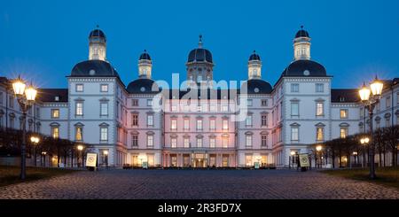 Schloss Bensberg am Abend, Althoff Grandhotel, Bergisch Gladbach, Deutschland, Europa Stockfoto