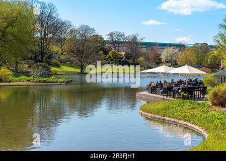 Gastronomie im Stadtpark Planten un Blomen in Hamburg Stockfoto