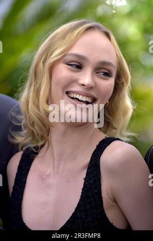 Cannes, Frankreich. 23. Mai 2023. Lily-Rose Depp trifft am 23. Mai 2023 auf dem 76. Jährlichen Filmfestival von Cannes im Palais des Festivals beim „Idol“ ein. Foto: Rocco Spaziani/UPI Credit: UPI/Alamy Live News Stockfoto