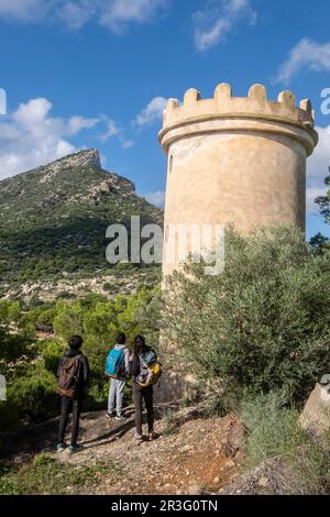 Turmform-Taubenschlag, Na Miranda, Naturpark Sa-Dungarera, Mallorca, Balearen, Spanien. Stockfoto