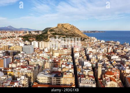 Alicante Alacant Überblick über die Stadt und das Schloss Castillo Santa Barbara Urlaubsreise in Spanien Stockfoto