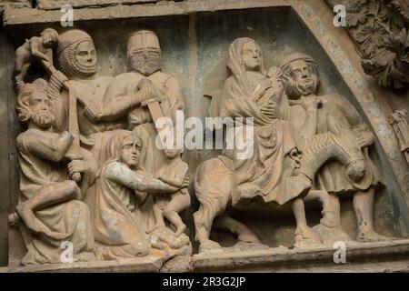 Portada Labrada, Iglesia de Santa Maria, Siglo XIII, Olite, Comunidad foral de Navarra, Spanien. Stockfoto