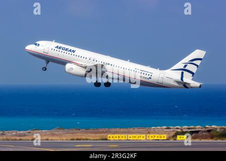 Aegean Airlines Airbus A320 Aircraft Heraklion Airport, Kreta Stockfoto