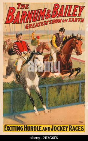 Das Vintage Barnum & Bailey Circus Poster zeigt Jockeys auf Pferden, die eine Hecke hüpfen, ca. 1900. Stockfoto