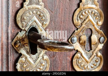 Antiker Holzschrank im Vintage-Stil Stockfoto