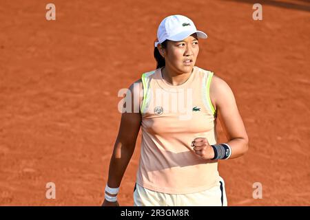 Paris, Frankreich. 23. Mai 2023. Harmony Tan bei den French Open, Grand Slam Tennis Turnier am 23. Mai 2023 im Roland-Garros Stadion in Paris, Frankreich. Kredit: Victor Joly/Alamy Live News Stockfoto