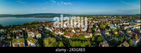 Luftpanorama der Stadt Radolfzell am Bodensee, Bezirk Constance, Baden-Württemberg, Deutschland Stockfoto