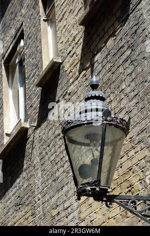 LONDON, Großbritannien - JULI 27 : Alte Gaslampe in London, Großbritannien am 27. Juli 2013 Stockfoto