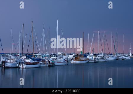 Koper Marina am Abend, Istrien, Adria Slowenien Stockfoto