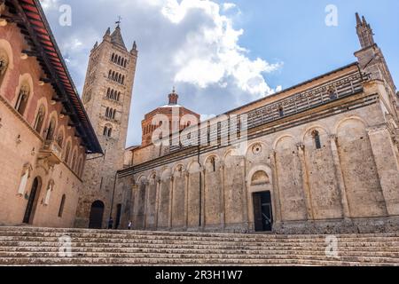 Schöne Aussicht auf die toskanische Landschaft und Wahrzeichen. Sommer in Italien Stockfoto