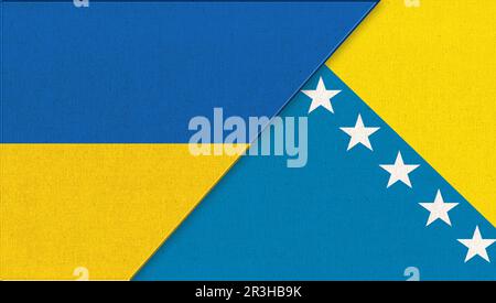 Flagge der Ukraine und Bosnien und Herzegowina - Abbildung 3D. Zwei Flaggen Zusammen – Stoffstruktur. Stockfoto