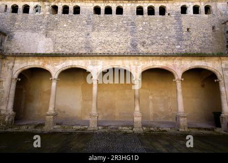 Convento de los Mínimos (a.1667), brocal de cisterna Octogonal. Sineu. Comarca de Es Pla. Mallorca. Baleares.España. Stockfoto