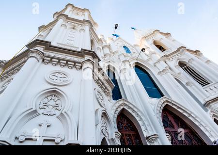 Hochauflösendes Stockbild der Kirche Vedaranyam Velankanni zeigt eine herrliche Mischung aus architektonischer Eleganz und spiritueller Pracht Stockfoto