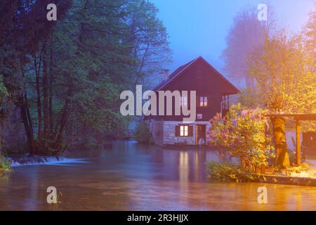 Cascadas de Slunj, Rastoke, Condado de Karlovac, Cerca del Parque Nacional de Los Lagos de PlitviceCroacia, Europa. Stockfoto