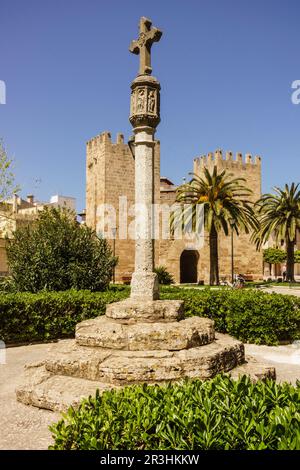 Puerta de Xara, - Puerta del Moll-, plaza Carles V, muralla Mittelalterliche, siglo XIV, Alcudia, Mallorca, Balearen, Spanien. Stockfoto