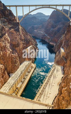 Blick von oben auf den Hoover Dam Stockfoto