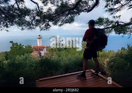 Blick auf den Leuchtturm Gelidonya, Lycian Way, Olympos Beydagları Nationalpark, Türkei Stockfoto