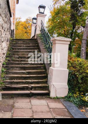 Ganz oben. Hintergrund des Architekturelements Stockfoto