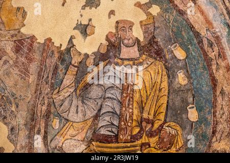 Wandgemälde von Ruesta aus dem 12. Jahrhundert, zerrissene Fresken und Überführung auf Leinwand, stammen von der Kirche San juan bautista in Ruesta, Diözesanmuseum von Jaca, Huesca, Spanien. Stockfoto
