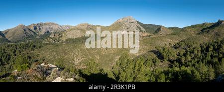 Puig de Galatzó, 1027 Metros de altura y Mola de s'Esclop, 926 Metros, Sierra de Tramuntana, Mallorca, Balearen, Spanien. Stockfoto