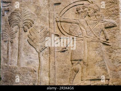 Stadt unter Belagerung, Assyrisch, 728 v. Chr., aus Nimrut Central Palace, British Museum, London, England, Großbritannien. Stockfoto