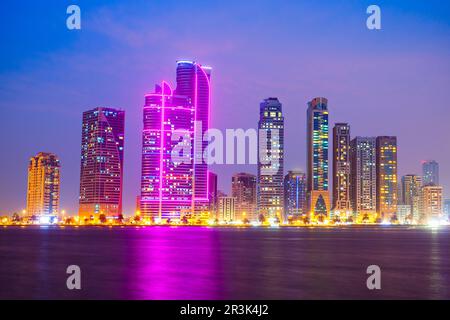 Sharjah Stadtzentrum Skyline in den Vereinigten Arabischen Emiraten oder den VEREINIGTEN ARABISCHEN EMIRATEN Stockfoto