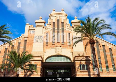 Alicante, Spanien - 18. Oktober 2021: Central Market oder Mercado Central befindet sich im Zentrum von Alicante, Region Valencia in Spanien Stockfoto