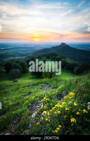 Schloss Hohenzollern von Zellerhorn bei Sonnenuntergang Stockfoto