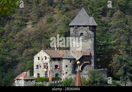 Schloss Bronzolo in Chiusa, Südtirol Stockfoto