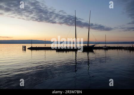 Abend am Genfer See in der Nähe von Evian-les-Bains Stockfoto