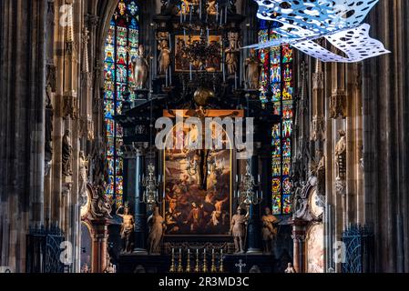 Das Innere der St. Stephansdom auf dem Stephansplatz in Wien-Osterreich Stockfoto