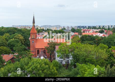 Zelenogradsk Luftfoto mit der Kirche St. Adalbert, jetzt die Konfigurationskathedrale. Oblast Kaliningrad, Russland Stockfoto