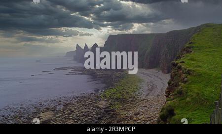 Blick auf die Duncansby Head Stacks Stockfoto