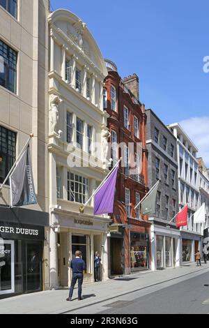 Luxuriöse Designerläden in der Londoner Old Bond Street, im Herzen des Stadtviertels Mayfair. Stockfoto