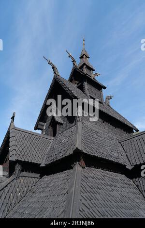 Die Kirche aus dem 12. Jahrhundert in Borgund, Norwegen Stockfoto