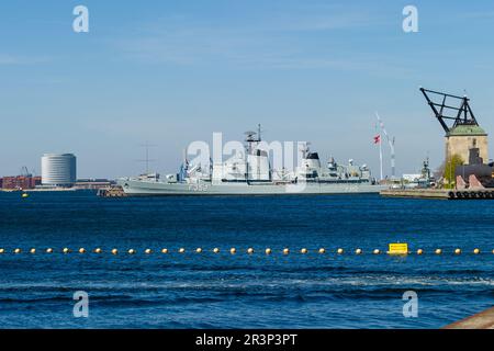 Das dänische Museumsschiff HDMS Peder Skram (F352) liegt in Københavns Havn, Kopenhagen, Dänemark Stockfoto