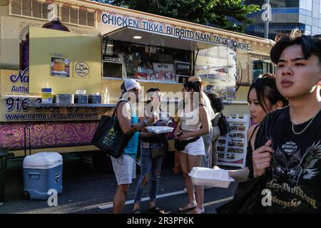 Sacramento, Usa. 19. Mai 2023. Kalifornianer genießen den AAPI Night Market im Sacramento State Capitol im Rahmen der im Mai stattfindenden Feierlichkeiten im asiatisch-amerikanischen Pacific Islander Heritage Month. (Foto: Penny Collins/NurPhoto) Guthaben: NurPhoto SRL/Alamy Live News Stockfoto