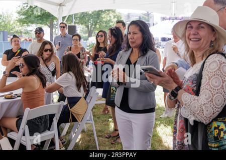 Sacramento, Usa. 19. Mai 2023. AAPI Nachtmarkt VIP-Gäste genießen einen Abend im California State Capitol in Sacramento. (Foto: Penny Collins/NurPhoto) Guthaben: NurPhoto SRL/Alamy Live News Stockfoto