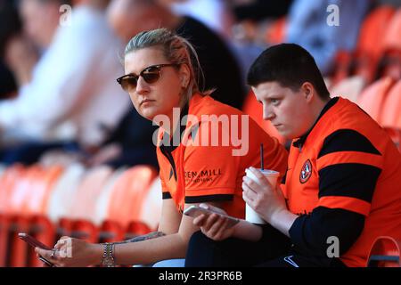 24. Mai 2023; Tannadice Park, Dundee, Schottland: Scottish Premiership Football, Dundee United gegen Kilmarnock; Dundee United Fans sehen unglücklich aus Stockfoto