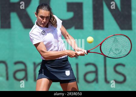 Zandvoort, Niederlande. 24. Mai 2023. ZANDVOORT, NIEDERLANDE - MAI 24: Jasmijn Gimbrére von Baarn Lead Healthcare in Aktion während des Eredivisie Tennis Match zwischen T.C. Zandvoort und Baarn 1 im Tennispark De Glee am 24. Mai 2023 in Zandvoort, Niederlande (Foto von Kees Kuijt/Orange Pictures) Guthaben: Orange Pics BV/Alamy Live News Stockfoto