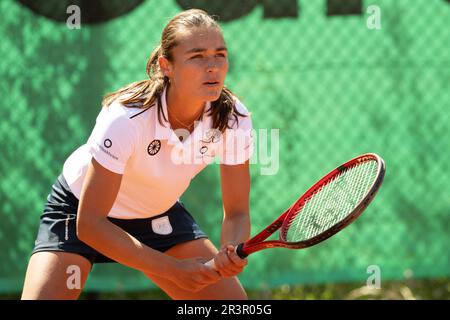 Zandvoort, Niederlande. 24. Mai 2023. ZANDVOORT, NIEDERLANDE - MAI 24: Jasmijn Gimbrére von Baarn Lead Healthcare in Aktion während des Eredivisie Tennis Match zwischen T.C. Zandvoort und Baarn 1 im Tennispark De Glee am 24. Mai 2023 in Zandvoort, Niederlande (Foto von Kees Kuijt/Orange Pictures) Guthaben: Orange Pics BV/Alamy Live News Stockfoto